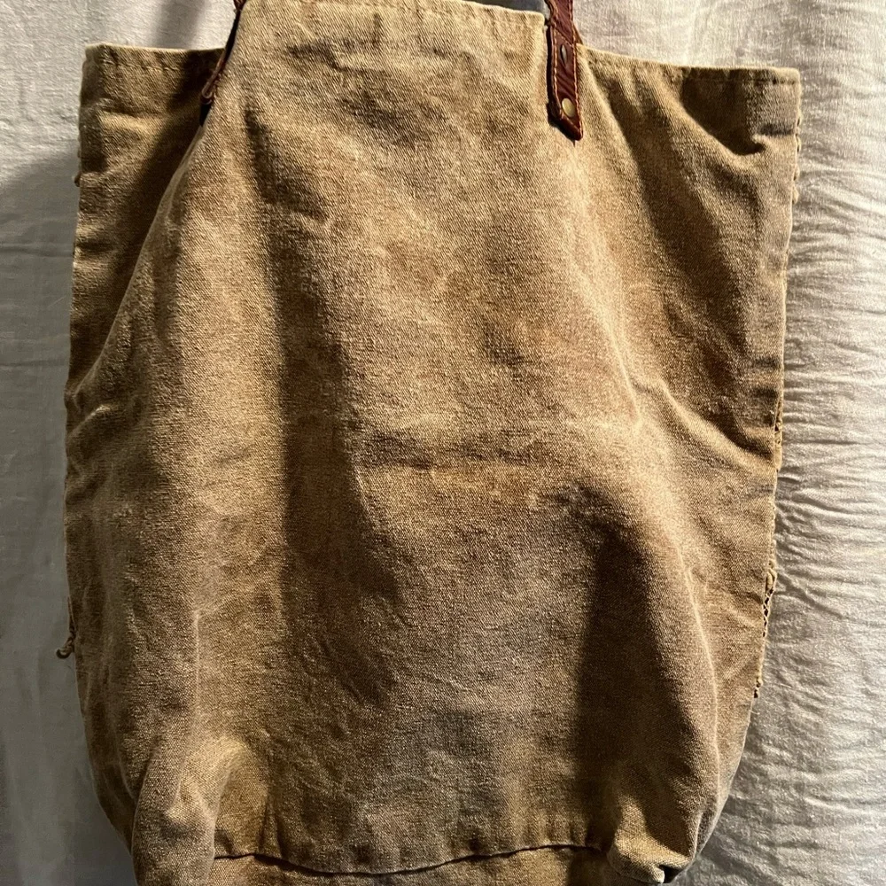 Tan Mona B Woven Tote with Geometric and Lace Details - Picture 5 of 11